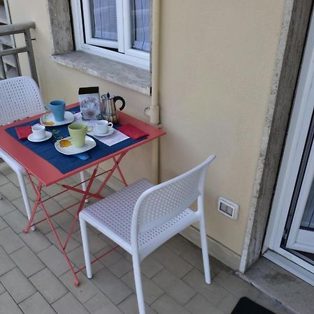 Loreto - Colorful Studio Apartment Milano Exterior foto