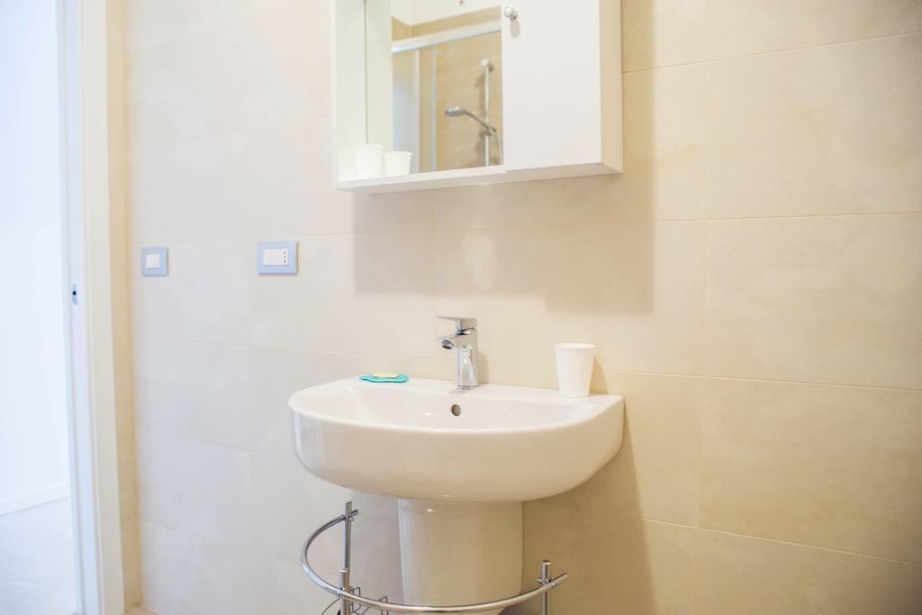 Loreto - Colorful Studio Apartment Milano Exterior foto