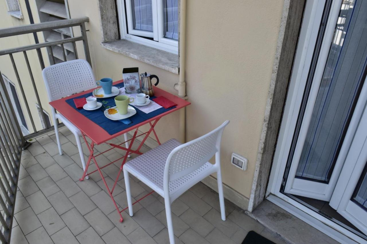 Loreto - Colorful Studio Apartment Milano Exterior foto